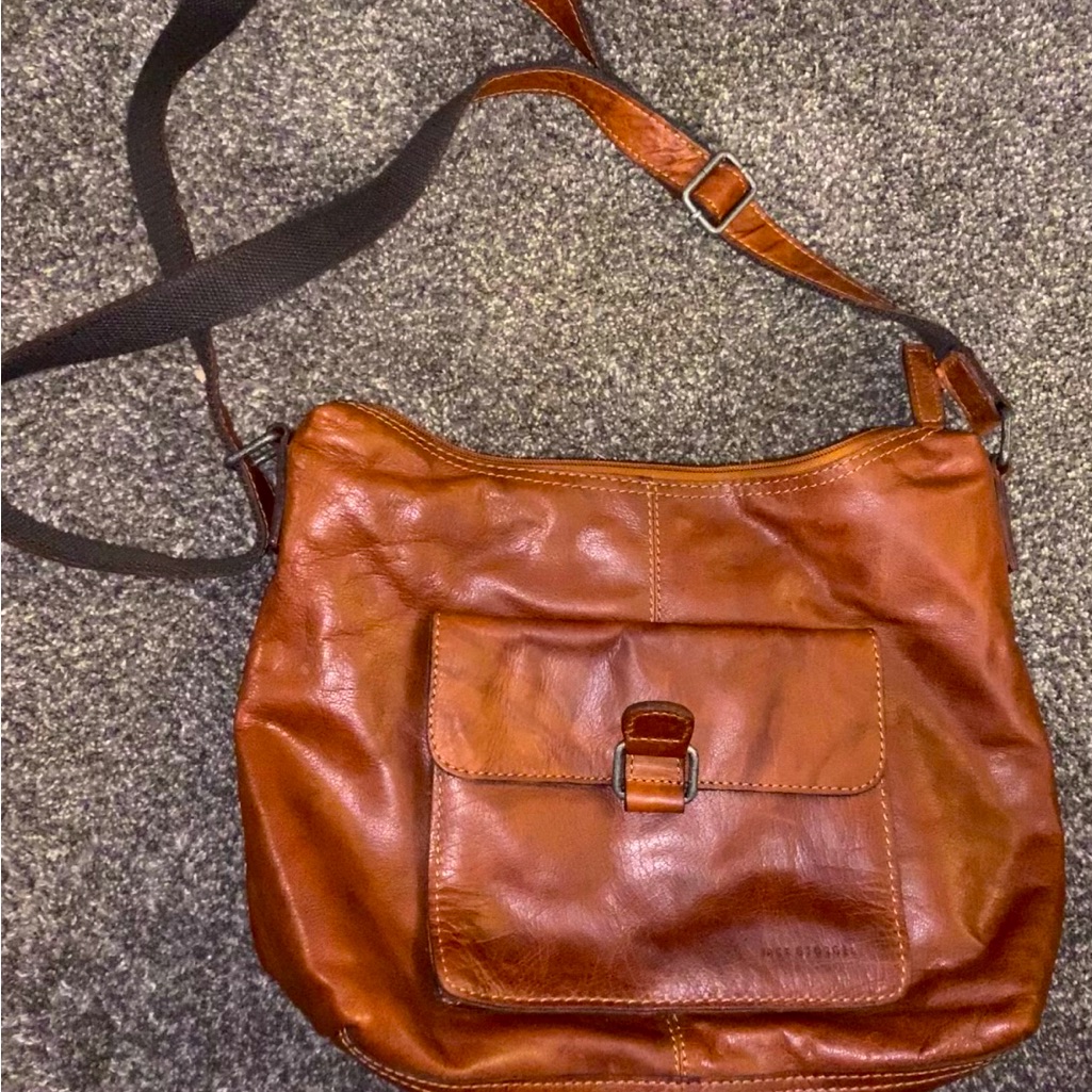 Jack George’s Voyager Collection Honey Leather Hobo Bag W/Front Pocket